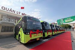Mở tuyến xe buýt mới kết nối Hà Nội và Hưng Yên