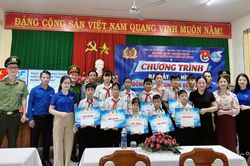 Đồng hành cùng em đến trường