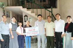 Nghĩa tình của những người con xã Hòa Tiến xa quê