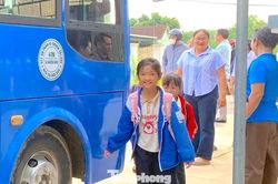 Vụ hàng trăm học sinh nghỉ học: Hầu hết học sinh đã đến trường