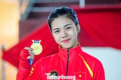 Nữ võ sĩ 19 tuổi ở Ninh Bình kể khoảnh khắc giành Huy chương vàng tại đấu trường Italia