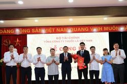 Vinataba công bố quyết định bổ nhiệm Thành viên Hội đồng thành viên và Phó tổng Giám đốc