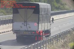 Cục CSGT: Tạm dừng phạt xe chạy chậm ở dốc cao tốc, đề xuất hạ tốc độ quy định