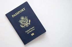 Mỹ: Chính quyền Trump chặn các công ty công nghệ nộp thẻ xanh