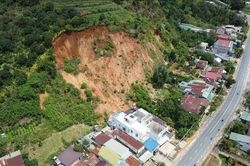 Lâm Đồng: Sạt lở kéo dài, 28 hộ dân thấp thỏm lo âu