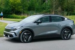 Xe điện Mitsubishi công suất 214 mã lực, phạm vi hoạt động 454 km, giá gần 1 tỷ đồng
