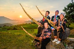 Niềm vui ngày hội lớn
