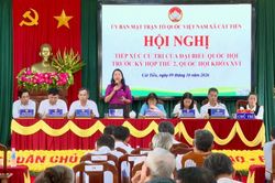 Đoàn đại biểu Quốc hội tỉnh Gia Lai tiếp xúc cử tri xã Cát Tiến