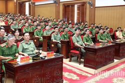 Công an tỉnh công bố Quyết định thành lập Trung đoàn Cảnh sát Cơ động dự bị chiến đấu và triển khai công tác huấn luyện năm 2026