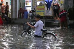 TP.HCM lên kế hoạch xử lý 50 điểm ngập, đường Mã Lò sắp khởi công sửa chữa