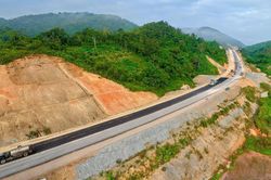 Lấy hiệu quả làm thước đo, phát huy vai trò tổng thầu dự án giao thông