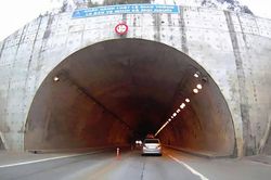 Cấm xe chở xăng dầu, khí đốt qua hầm trên cao tốc Nội Bài - Lào Cai