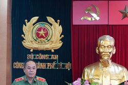 Công an Hà Nội công bố các quyết định về công tác cán bộ