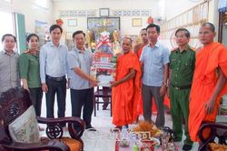 Lễ Sene Dolta an vui, đoàn kết