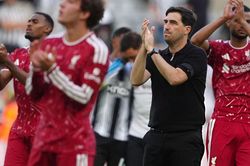 Liverpool đối mặt khủng hoảng hàng công trước trận đại chiến Manchester City