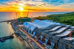 Triển khai cơ chế đặc thù tháo gỡ vướng mắc các dự án phục vụ APEC 2027