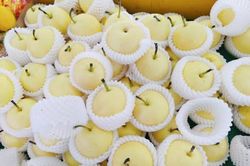 Vì sao người Trung Quốc kiêng biếu lê?