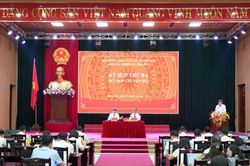 Thanh Oai thông qua nghị quyết sắp xếp, tổ chức lại các phòng chuyên môn