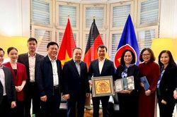 Hà Nội giới thiệu sách về Quốc Tử Giám tại Hội Sách quốc tế Frankfurt 2026