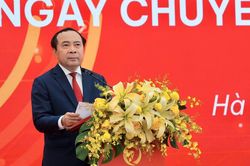 Tháo gỡ thách thức để chuyển đổi số thực sự đi vào cuộc sống