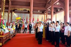 Lễ dâng hương tưởng niệm các Vua Hùng tại Làng Văn hóa-Du lịch các dân tộc Việt Nam