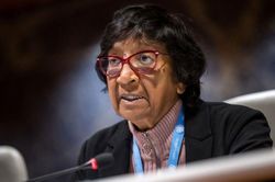 Thẩm phán Nam Phi Navi Pillay đoạt Nobel Hòa bình 2026