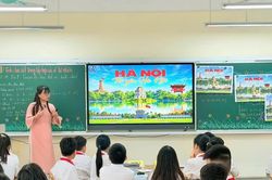 Khơi dậy tư duy và phát triển năng lực số cho học sinh