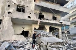 Israel không kích gần biên giới Lebanon-Syria