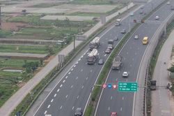 Giảm tốc độ khai thác tối đa xuống 100 km/h cao tốc Cầu Giẽ - Ninh Bình