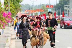 Tái hiện hình ảnh đẩy xe đạp thồ Điện Biên Phủ huyền thoại