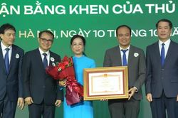 Khoa Sinh học, Trường Đại học Khoa học Tự nhiên đón nhận Bằng khen của Thủ tướng