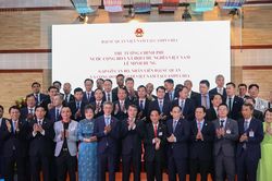 Thủ tướng gặp cộng đồng và các cơ quan đại diện Việt Nam tại Campuchia