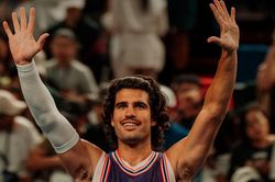 Alcaraz 'tốc hành' vào vòng 3 Thượng Hải Masters 2026