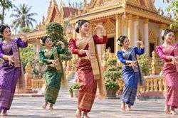 Người trẻ kể chuyện văn hóa Khmer để lan tỏa bản sắc dân tộc
