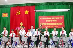 Tây Ninh tiếp sức học sinh, phụ nữ vùng biên