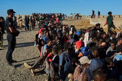 Morocco và Tây Ban Nha đối mặt sức ép từ vấn đề di cư