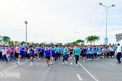 Hơn 3.000 người tại An Giang hưởng ứng phong trào tập luyện thể thao