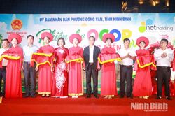 Phường Đồng Văn khai mạc Phiên chợ OCOP đặc sản vùng miền năm 2026