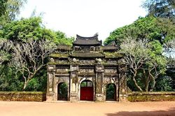 Phật giáo và vai trò kiến tạo gắn kết cộng đồng ở Thuận Hóa dưới thời các chúa Nguyễn