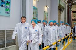 Thủ tướng Chính phủ Lê Minh Hưng thăm dự án Vinamilk tại Campuchia