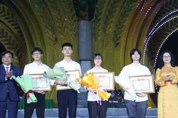 Tân sinh viên Học viện Nông nghiệp Việt Nam được kỳ vọng làm chủ công nghệ, sáng tạo vì cộng đồng