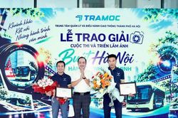 31 tác phẩm ảnh lan tỏa nét đẹp xe buýt Hà Nội