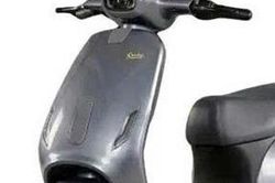 Trải nghiệm xe máy điện giá 13,9 triệu đồng thiết kế nhỏ xinh, động cơ tối đa 1.000W, đi 70 km/lần sạc
