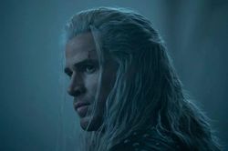 'The Witcher' mùa 5 lặng lẽ dời lịch chiếu, người xem tưởng phim đã 'chấm hết'