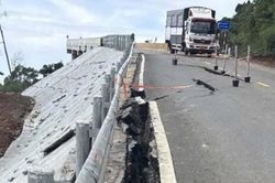 Quốc lộ 28B qua Lâm Đồng xuất hiện điểm sụt lún lớn
