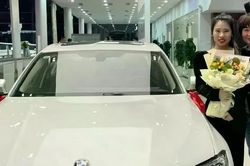 Trung Quốc: Sếp tặng nhân viên xe hơi BMW để đi làm đỡ vất vả