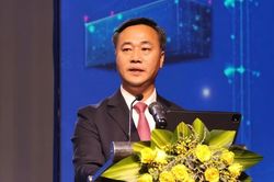 Chủ tịch Khánh Hòa cam kết xử lý đến cùng kiến nghị của doanh nghiệp
