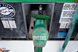 Dầu diesel toàn cầu đón thêm nguồn cung từ Nga và châu Âu