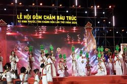 Giữ 'hồn gốm' Bàu Trúc trong cuộc sống hiện đại