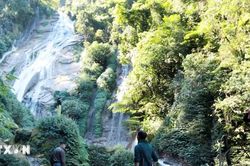 Khám phá thác Nậm Lúc - điểm trekking hoang sơ giữa đại ngàn Sìn Hồ